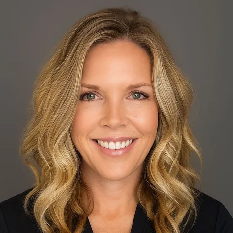 Photo of Kelly Wiersema
