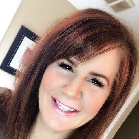 Photo of Kelley Mathia