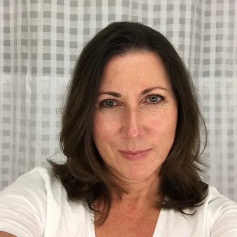 Photo of Lisa Milam