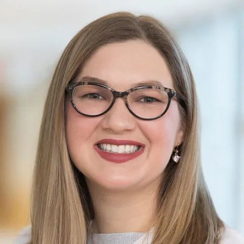 Photo of Emily L. Lanzola