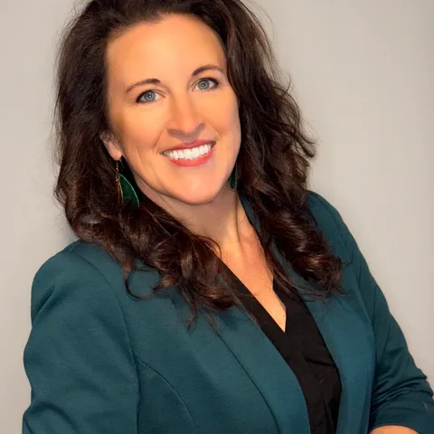 Photo of Stacy Saffert