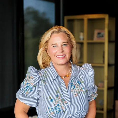 Photo of Nadine E. Bolger