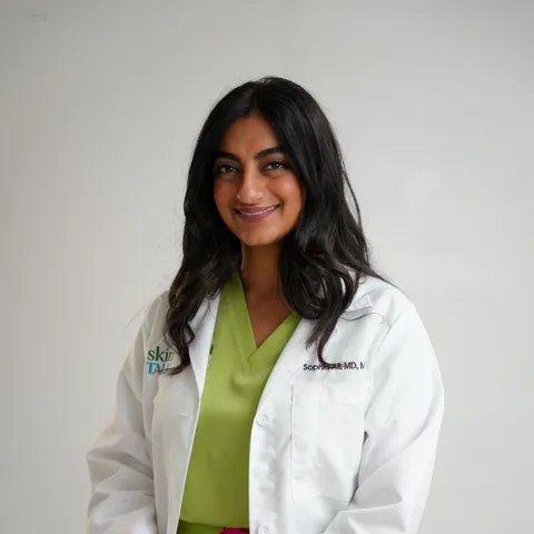 Photo of Sophia Ali
