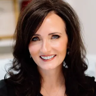 Photo of Lindsey N. Seale
