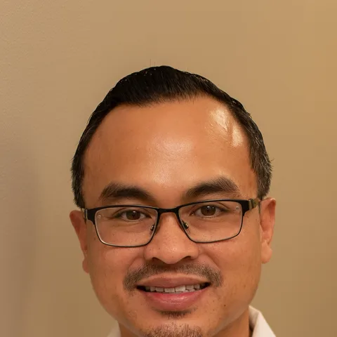 Photo of Michael Catausan