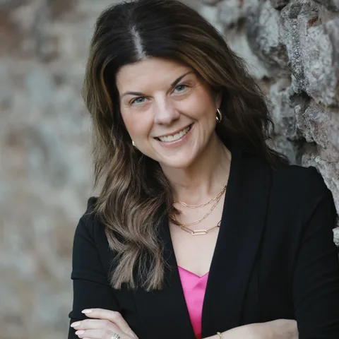 Photo of Darcy Graham