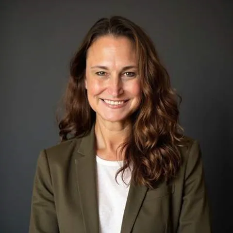 Photo of Gina Meyer