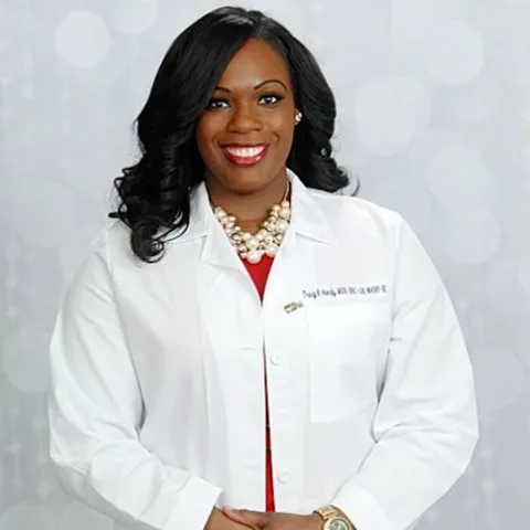 Photo of Tracy Hardy