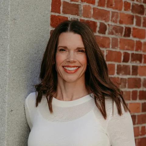 Photo of Amy Caldwell