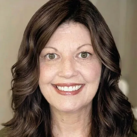Photo of Shannon R. Brennan