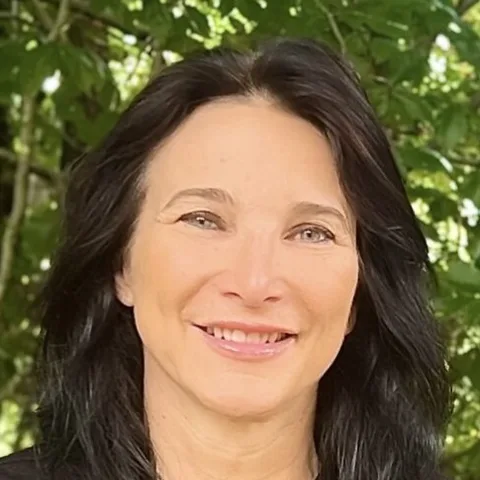 Photo of Julie Howson