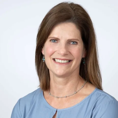 Photo of Lisa M. Joliat