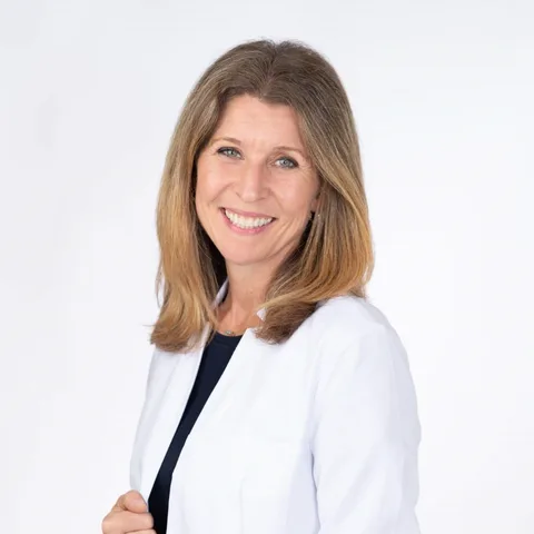 Photo of Jennifer Kostacos