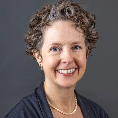 Photo of Alicia Powell