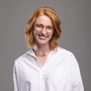 Photo of Desirae Bloomquist